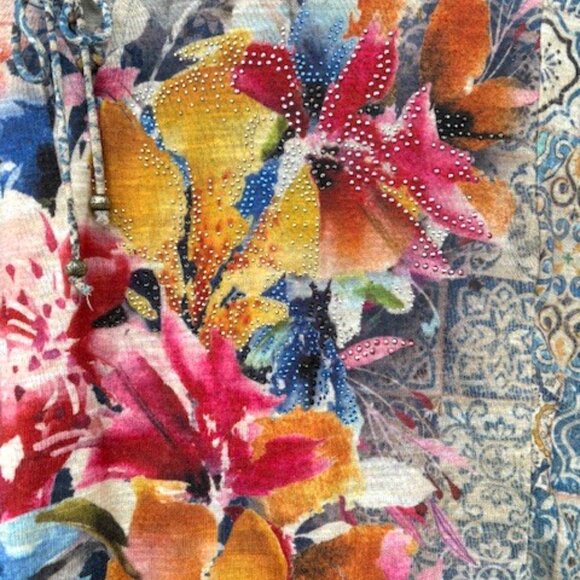 french BLUE Floral decorative top PONCHO Tie front POMPOM edging Sz S preowned - Picture 4 of 8